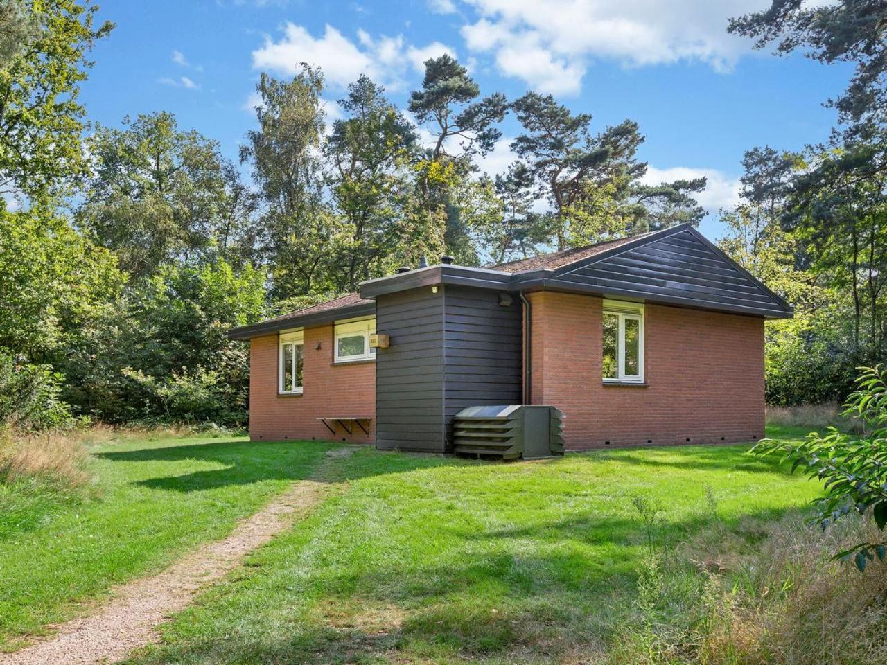 Luxury 4-Person Bungalow In The Holiday Park Landal Twenhaarsveld Holten Ruang foto